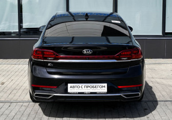 Подержанный автомобиль Kia K7 2020 года (4 фото)