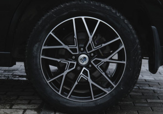 Подержанный автомобиль Mitsubishi Outlander 2014 года (21 фото)