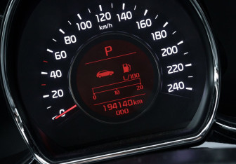 Подержанный автомобиль Kia Ceed Hatchback 2014 года (17 фото)