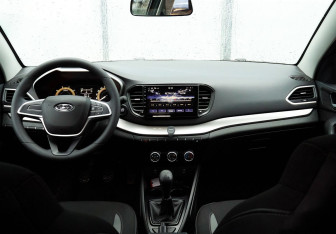 Подержанный автомобиль LADA (ВАЗ) Vesta Sedan 2024 года (17 фото)