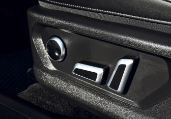 Подержанный автомобиль Haval F7 2025 года (21 фото)
