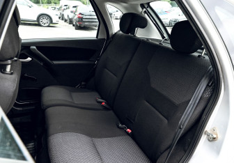 Подержанный автомобиль LADA (ВАЗ) Kalina Hatchback 2014 года (15 фото)