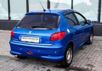 Подержанный автомобиль Peugeot 206 Hatchback 2007 года (5 фото)