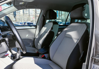 Подержанный автомобиль Volkswagen Tiguan 2018 года (14 фото)