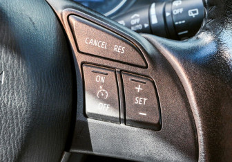 Подержанный автомобиль Mazda CX-5 2012 года (13 фото)