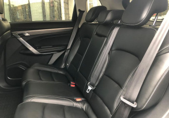 Подержанный автомобиль Geely Atlas Pro 2022 года (21 фото)