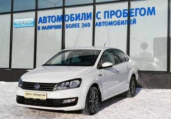 Подержанный автомобиль Volkswagen Polo Sedan 2019 года (1 фото)
