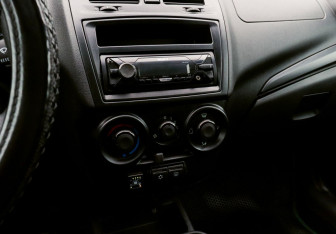 Подержанный автомобиль Renault Duster 2014 года (22 фото)