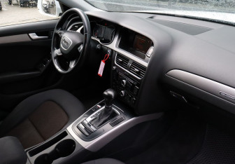 Подержанный автомобиль Audi A4 allroad 2013 года (19 фото)