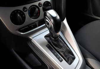 Подержанный автомобиль Ford Focus Wagon 2012 года (13 фото)