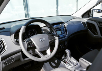Подержанный автомобиль Hyundai Creta 2019 года (15 фото)