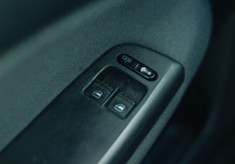 Подержанный автомобиль Skoda Octavia Liftback 2010 года (13 фото)