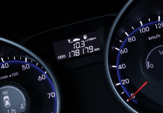 Подержанный автомобиль Hyundai ix35 2014 года (17 фото)