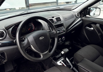 Подержанный автомобиль LADA (ВАЗ) Kalina Hatchback 2014 года (13 фото)