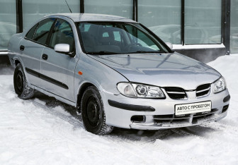Подержанный автомобиль Nissan Almera Sedan 2001 года (7 фото)