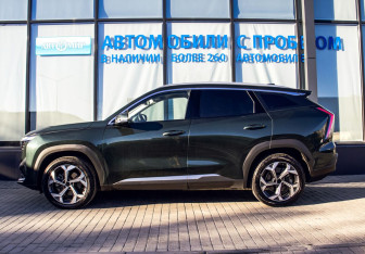 Подержанный автомобиль Geely Atlas 2024 года (2 фото)