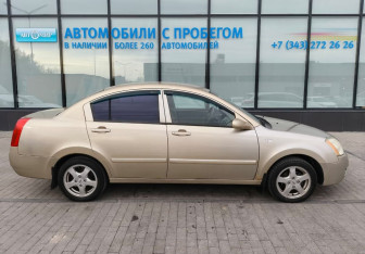 Подержанный автомобиль Chery Fora (A21) 2007 года (6 фото)