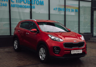 Подержанный автомобиль Kia Sportage 2018 года (7 фото)