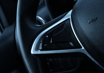 Подержанный автомобиль Renault Sandero 2020 года (13 фото)