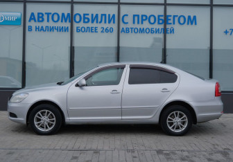 Подержанный автомобиль Skoda Octavia Liftback 2012 года (2 фото)