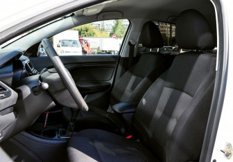 Подержанный автомобиль LADA (ВАЗ) Vesta Sedan 2017 года (13 фото)