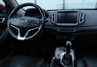 Подержанный автомобиль Chery Tiggo 7 2019 года (10 фото)