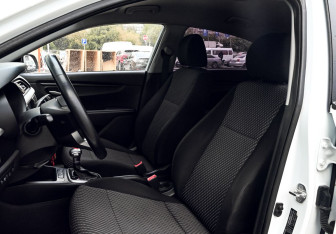 Подержанный автомобиль Kia Rio Sedan 2018 года (16 фото)