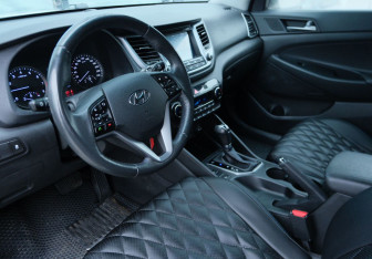 Подержанный автомобиль Hyundai Tucson 2017 года (9 фото)