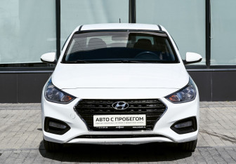 Подержанный автомобиль Hyundai Solaris Sedan 2018 года (8 фото)