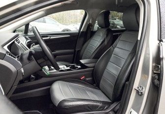 Подержанный автомобиль Ford Mondeo Sedan 2016 года (16 фото)