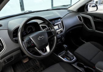 Подержанный автомобиль Hyundai Creta 2019 года (15 фото)