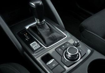 Подержанный автомобиль Mazda CX-5 2016 года (16 фото)