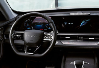 Подержанный автомобиль Chery Tiggo 8 Pro Max 2024 года (19 фото)