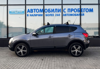 Подержанный автомобиль Nissan Qashqai 2008 года (2 фото)