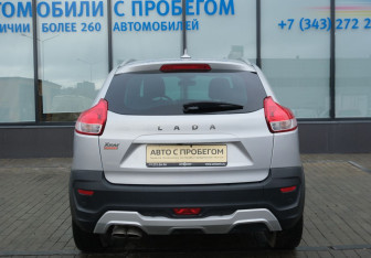 Подержанный автомобиль LADA (ВАЗ) XRAY 2018 года (4 фото)