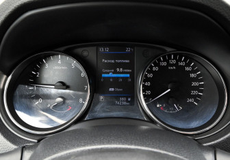 Подержанный автомобиль Nissan X-Trail 2021 года (11 фото)