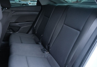 Подержанный автомобиль Hyundai Solaris Sedan 2018 года (18 фото)