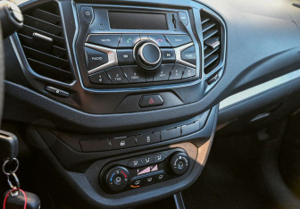 Подержанный автомобиль LADA (ВАЗ) Vesta Sedan 2016 года (13 фото)