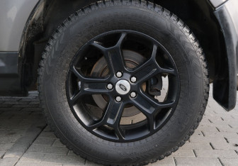 Подержанный автомобиль Land Rover Freelander 2009 года (19 фото)