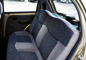 Подержанный автомобиль Daewoo Matiz 2008 года (15 фото)