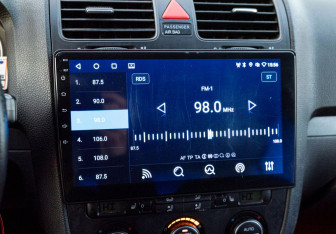 Подержанный автомобиль Volkswagen Jetta Sedan 2007 года (15 фото)