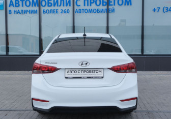 Подержанный автомобиль Hyundai Solaris Sedan 2018 года (4 фото)