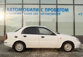 Подержанный автомобиль Chevrolet Lanos 2006 года (6 фото)