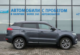 Подержанный автомобиль Geely Atlas 2021 года (6 фото)