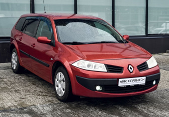 Подержанный автомобиль Renault Megane Wagon 2006 года (7 фото)