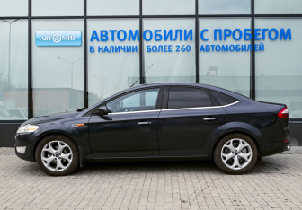 Подержанный автомобиль Ford Mondeo Sedan 2010 года (2 фото)