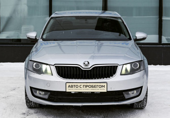 Подержанный автомобиль Skoda Octavia Liftback 2014 года (8 фото)
