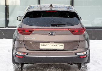 Подержанный автомобиль Kia Sportage 2018 года (4 фото)