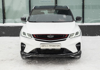 Подержанный автомобиль Geely Coolray 2020 года (8 фото)