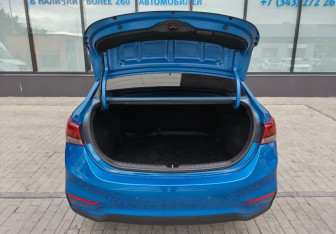 Подержанный автомобиль Hyundai Solaris Sedan 2019 года (20 фото)
